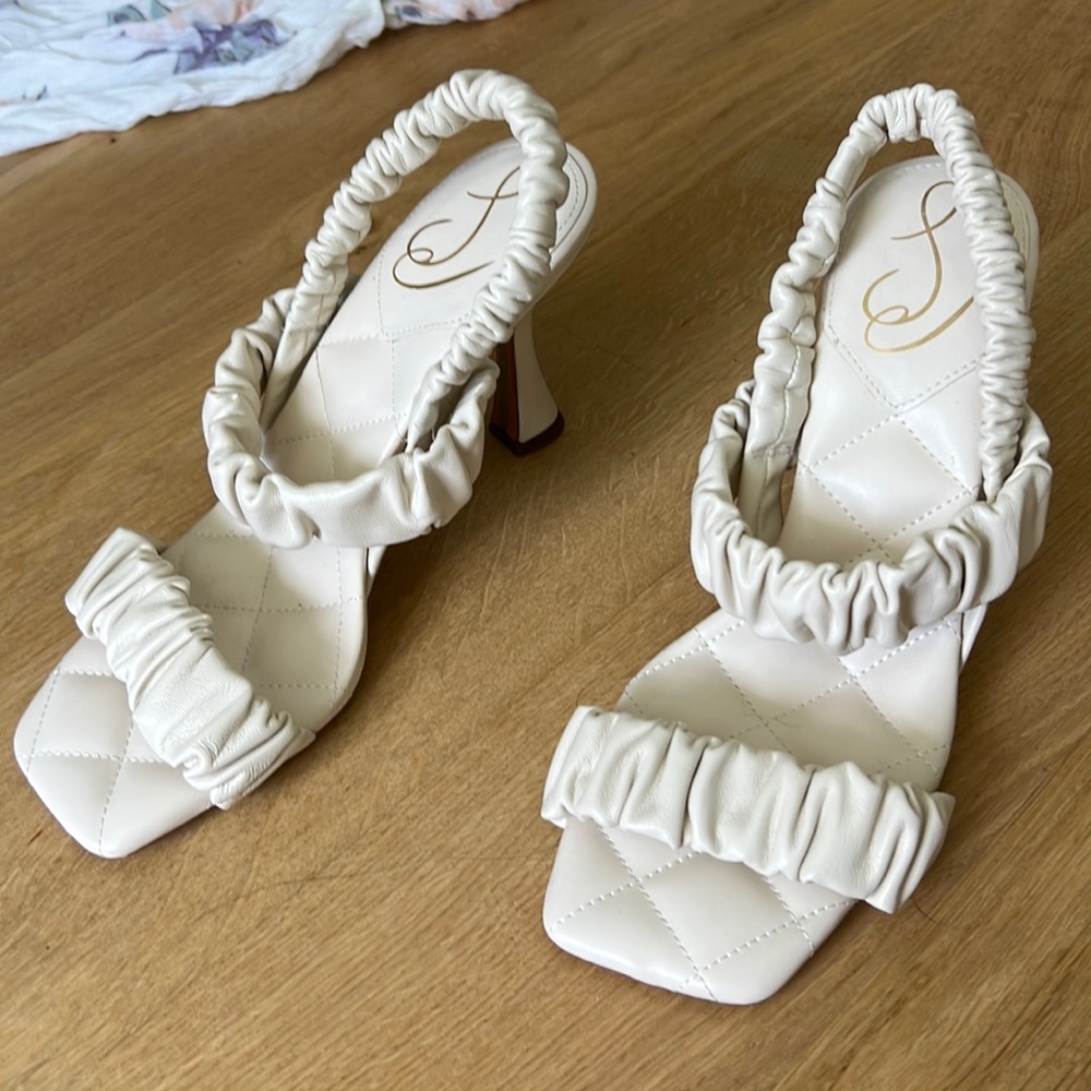 Sam Edelman heeled scrunched sandals - 8.5 - New without box